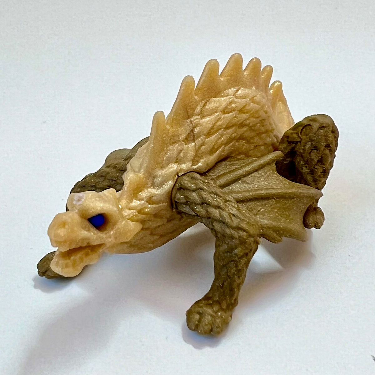 382855 IWAKO DRAGON ERASER-GOLD – IwakoUSA