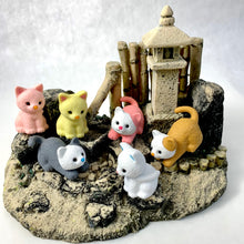 Load image into Gallery viewer, 380026 Iwako CAT ERASER-PINK-1 ERASER
