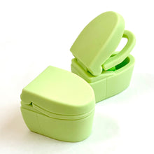 Load image into Gallery viewer, 380093 IWAKO TOILET ERASERS-GREEN-1 ERASER