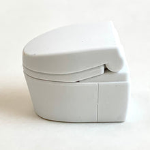 Load image into Gallery viewer, 380092 IWAKO TOILET ERASERS-6 ERASERS
