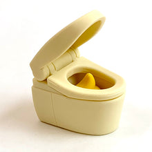 Load image into Gallery viewer, 380092 IWAKO TOILET ERASERS-6 ERASERS