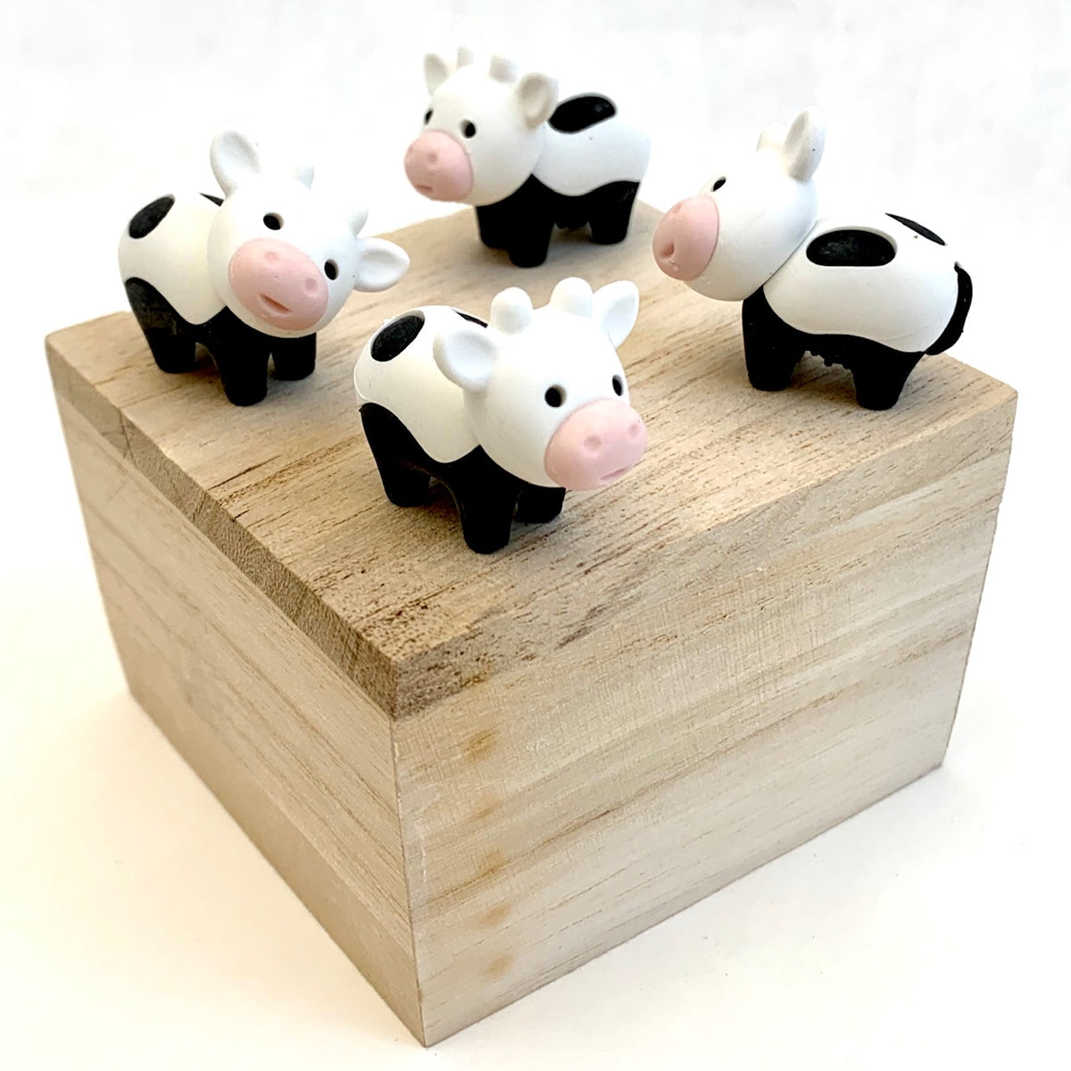 380323 IWAKO COW ERASER BLACK AND WHITE1 ERASER IwakoUSA