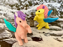 Load image into Gallery viewer, 380462 IWAKO Pegasus Erasers-3 erasers