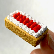 Load image into Gallery viewer, 381486 IWAKO POUND CAKE ERASER-1 eraser