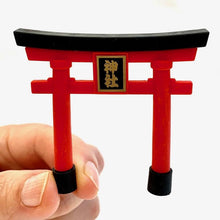Load image into Gallery viewer, 382951 IWAKO FOX SHRINE ERASERS CARD-1 Card