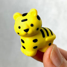 Load image into Gallery viewer, 383281 IWAKO SAFARI ERASER CARD-1 CARD