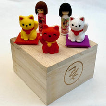 Load image into Gallery viewer, 383461 IWAKO DOLL AND CAT ERASER CARD-1 CARD