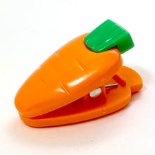 Load image into Gallery viewer, 385072 Iwako 1” Vegetable Spring Clip-6 clips