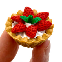 Load image into Gallery viewer, 383331 IWAKO BAKERY ERASER CARD-1 CARD