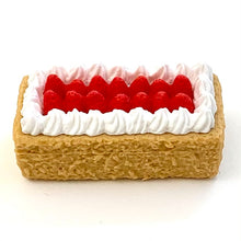 Load image into Gallery viewer, 381486 IWAKO POUND CAKE ERASER-1 eraser