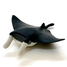Load image into Gallery viewer, 382502 IWAKO AQUARIUM ANIMAL ERASERS-8 erasers