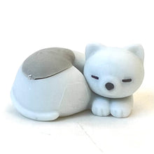 Load image into Gallery viewer, 3800294 Iwako SLEEPING CAT ERASER-Grey-1 ERASER