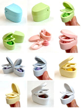 Load image into Gallery viewer, 380092 IWAKO TOILET ERASERS-6 ERASERS
