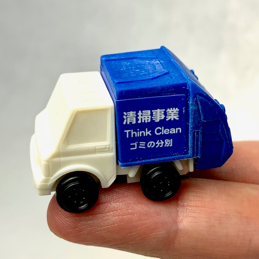 380953 IWAKO GARBAGE TRUCK ERASER-BLUE-1 eraser