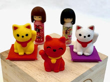 Load image into Gallery viewer, 383461 IWAKO DOLL AND CAT ERASER CARD-1 CARD
