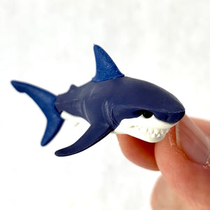 381843 Shark Iwako Erasers-Blue-1 eraser